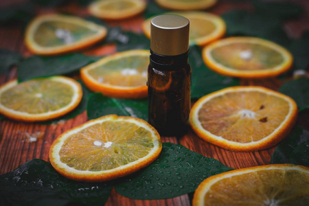 Aceite esencial de naranja dulce de las funciones.